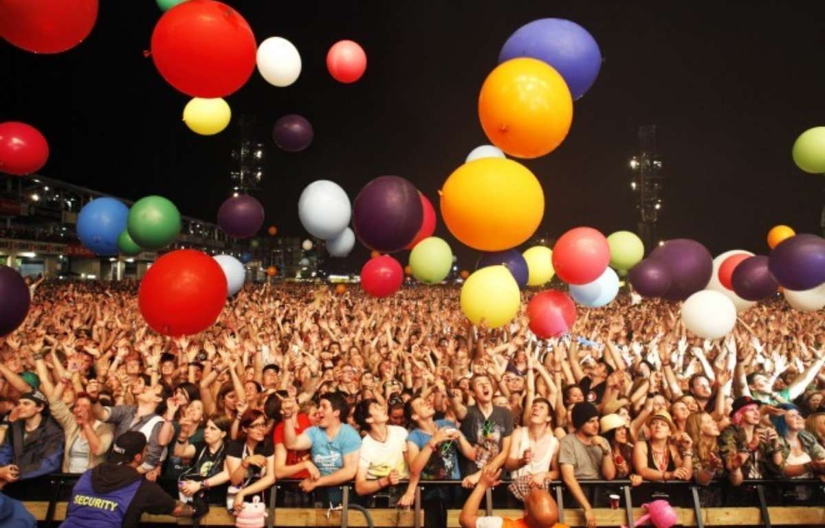 Festival Quotes, Captions, and Celebration Sayings for Every Occasion
